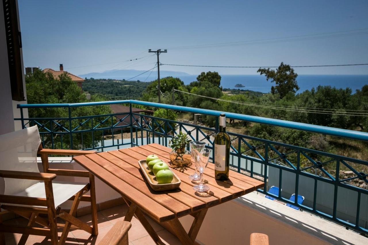 Villa Cara Metaxata Bagian luar foto