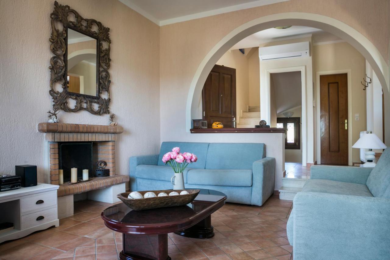 Villa Cara Metaxata Bagian luar foto